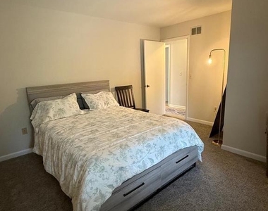 258 Riverside Road - Photo Thumbnail 13