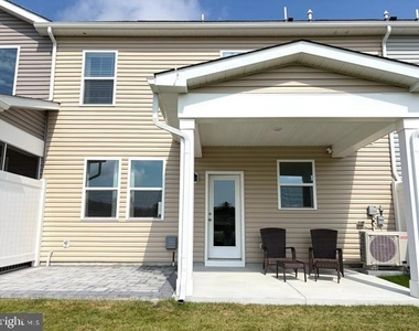 219 Lackawanna Lane - Photo Thumbnail 21