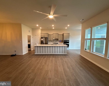 34336 East Lake - Photo Thumbnail 1