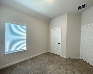 128 Radnor Rd - Photo Thumbnail 15