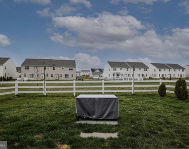 219 Felix Drive - Photo Thumbnail 12