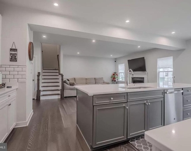 219 Felix Drive - Photo Thumbnail 43