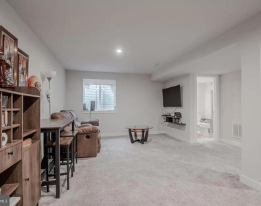 219 Felix Drive - Photo Thumbnail 32