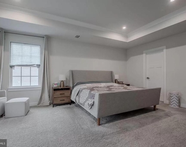 219 Felix Drive - Photo Thumbnail 19