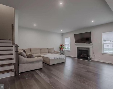 219 Felix Drive - Photo Thumbnail 1