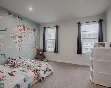 219 Felix Drive - Photo Thumbnail 27