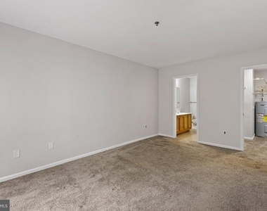1024 Willings Way - Photo Thumbnail 12