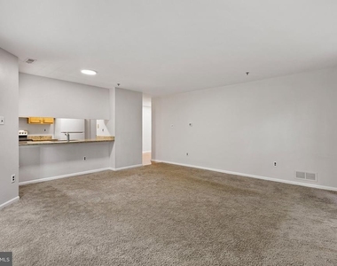 1024 Willings Way - Photo Thumbnail 16