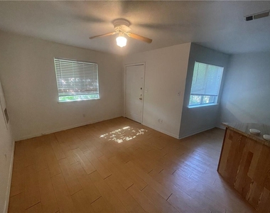 1648 Post Rd - Photo Thumbnail 1