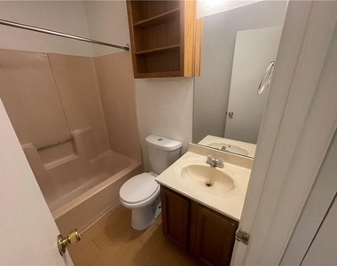 1648 Post Rd - Photo Thumbnail 5
