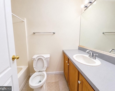 1302 Ponderosa Drive - Photo Thumbnail 16