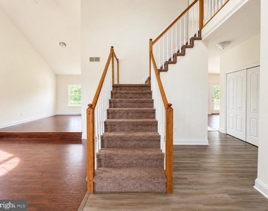 1302 Ponderosa Drive - Photo Thumbnail 3