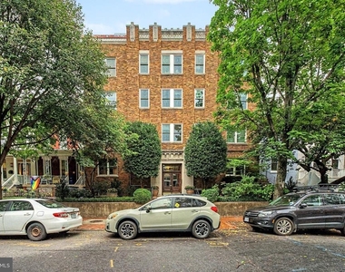 317 10th Street Ne - Photo Thumbnail 1