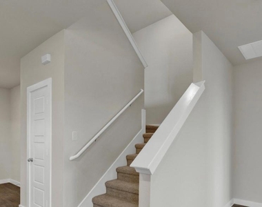 629 Jane Long Dr - Photo Thumbnail 3