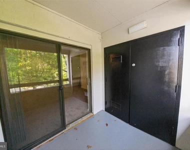 400 Taylor St Ne - Photo Thumbnail 9