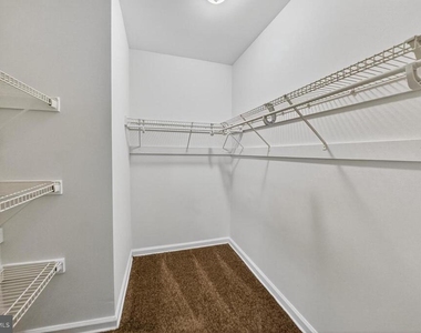400 Taylor St Ne - Photo Thumbnail 7