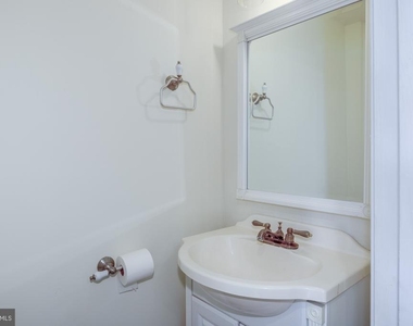 1426 Duncan Street Ne - Photo Thumbnail 6