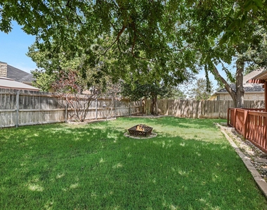 2103 Kimra Ln - Photo Thumbnail 22