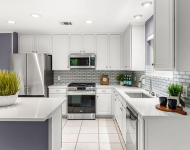 3704 Caney Creek Rd - Photo Thumbnail 9