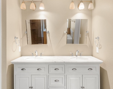 3704 Caney Creek Rd - Photo Thumbnail 25