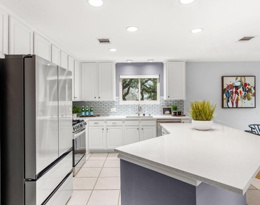 3704 Caney Creek Rd - Photo Thumbnail 10
