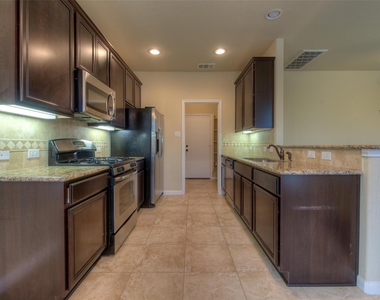 8608 White Ibis Dr - Photo Thumbnail 5