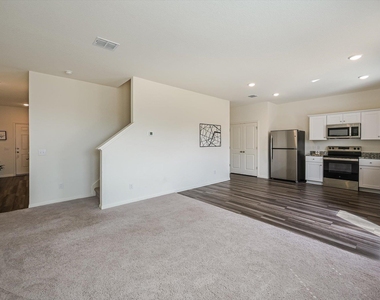 18213 Stellers Sea St - Photo Thumbnail 2