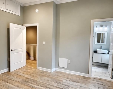 2217 14th Street Se - Photo Thumbnail 2
