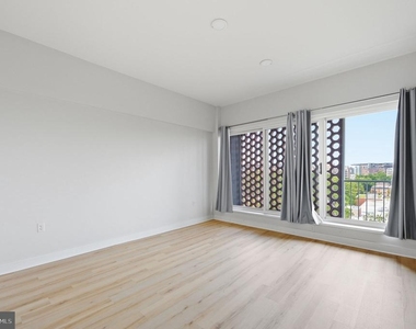 800 4th Street Sw - Photo Thumbnail 5