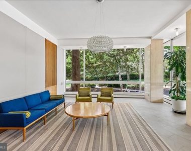 4200 Cathedral Avenue Nw - Photo Thumbnail 8