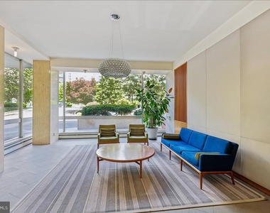 4200 Cathedral Avenue Nw - Photo Thumbnail 7