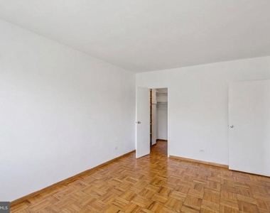4200 Cathedral Avenue Nw - Photo Thumbnail 21