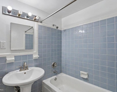 4200 Cathedral Avenue Nw - Photo Thumbnail 27