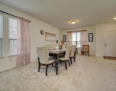 1304 Decatur Ct - Photo Thumbnail 5