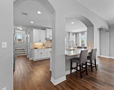 112 Coral Bean Way - Photo Thumbnail 8