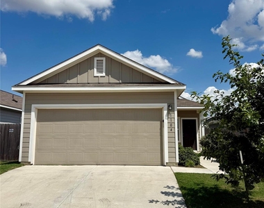 1104 Minnow Ln - Photo Thumbnail 1
