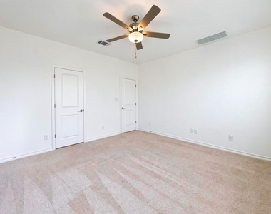 366 Papaya Dr - Photo Thumbnail 22
