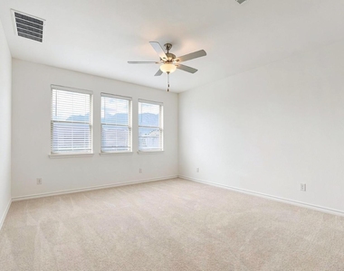 366 Papaya Dr - Photo Thumbnail 21