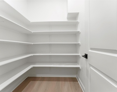 704 Prairie Clover Dr - Photo Thumbnail 10