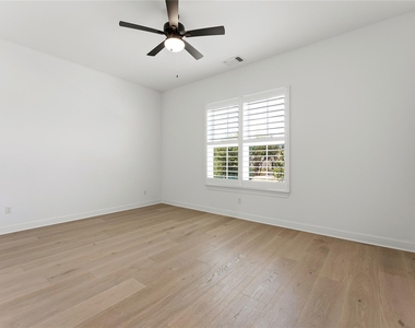 704 Prairie Clover Dr - Photo Thumbnail 22