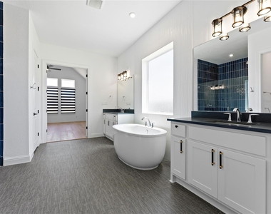 704 Prairie Clover Dr - Photo Thumbnail 14