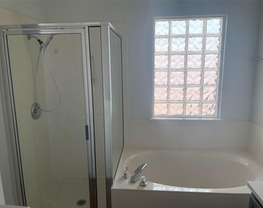 1416 Fort Lloyd Pl - Photo Thumbnail 12