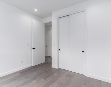 913 Tillery St - Photo Thumbnail 15