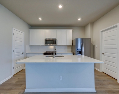 10205 Mager Ln - Photo Thumbnail 10