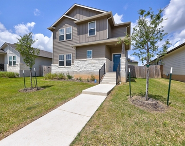 10205 Mager Ln - Photo Thumbnail 2