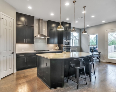 7100 Trissino Dr - Photo Thumbnail 7