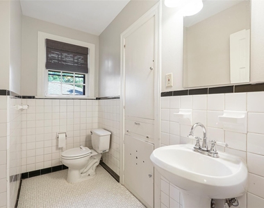 3103 Glenview Ave - Photo Thumbnail 13
