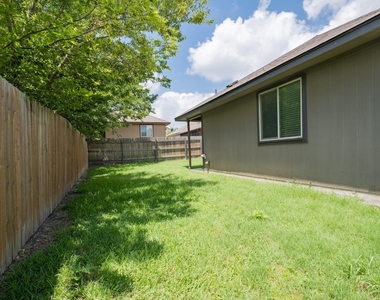 100 Azurite Dr - Photo Thumbnail 19