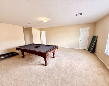 1223 Daffodil Dr - Photo Thumbnail 17