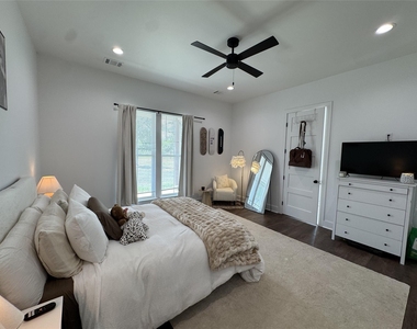 1353 Red Town Rd - Photo Thumbnail 8